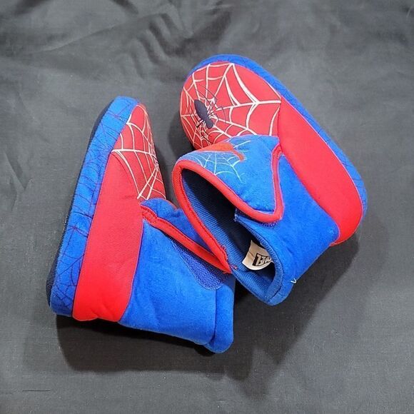 BRAND NEW MARVEL BOY'S SPIDER-MAN SLIPPER BOOTIES - Picture 13 of 13